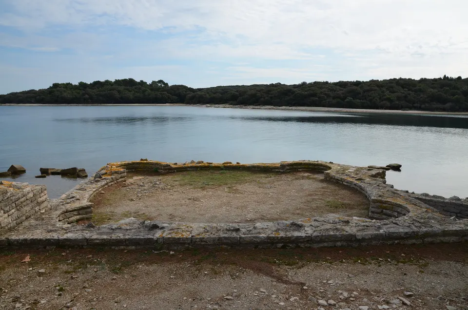 Remains of the Roman villa in the bay of Verige on Veli Brijun.